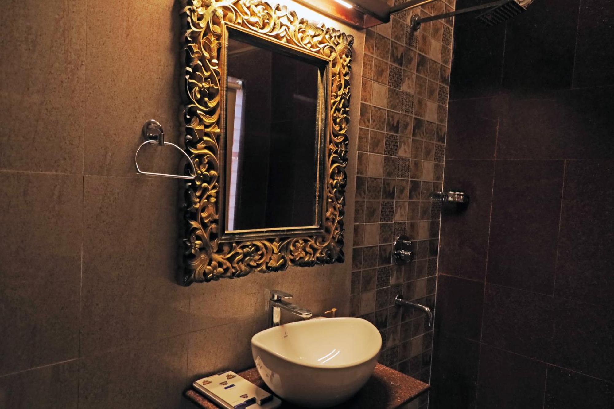 The Neeraj Ganga Heritage Palace Rishīkesh المظهر الخارجي الصورة